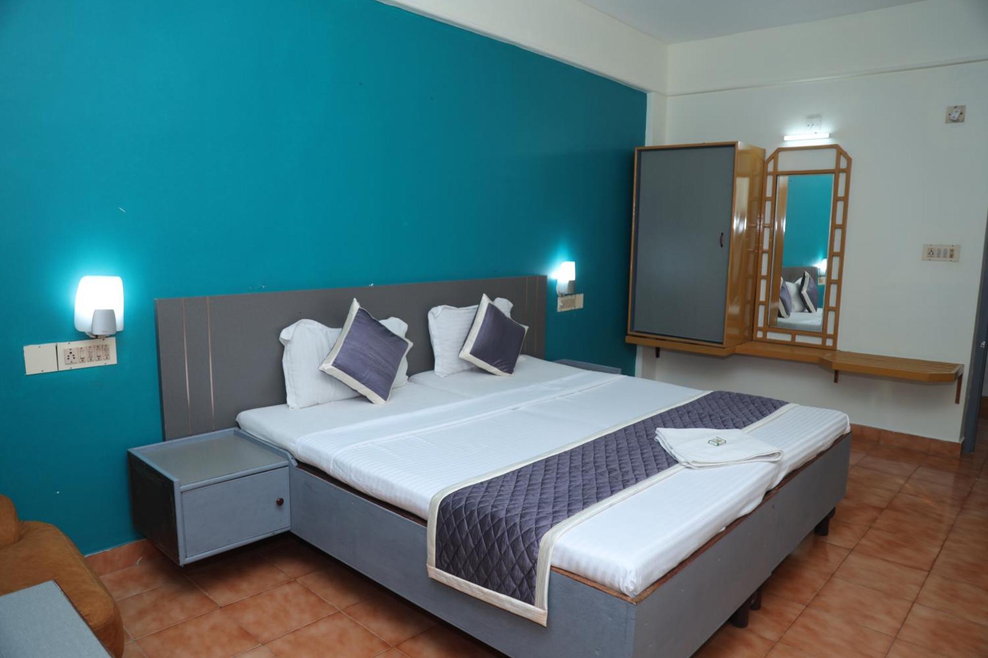 Grand Harmony Beach Resort Kovalam Exterior foto
